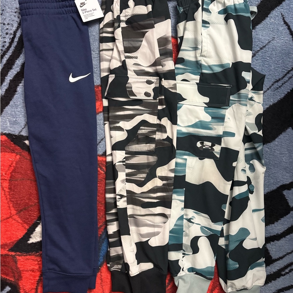 Under Armour Boys' Teal & White Camo Joggers